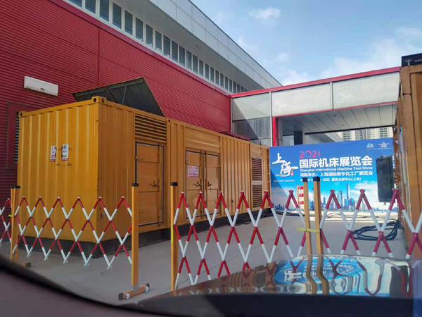 屏南发电车出租-发电机无电压或电压太低怎么办？