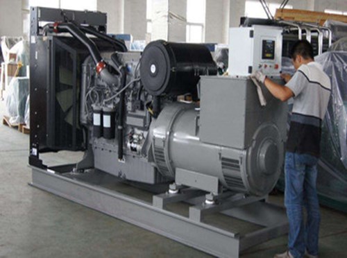 屏南柴油发电机空气滤清器堵塞会对发电机组产生哪些影响？