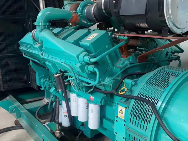 屏南更换100kW柴油发电机组机油时，需要注意哪些事项？