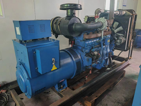 屏南100kW柴油发电机组使用多级机油有哪些优缺点？