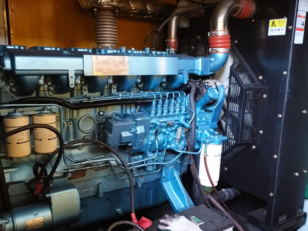 屏南磷酸铁锂蓄电池的使用寿命与哪些因素有关？