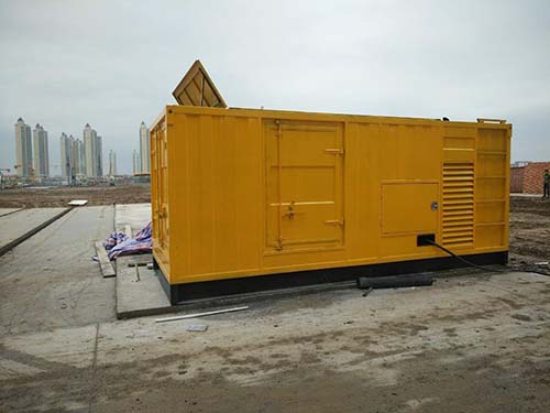 屏南合同中关于乙方责任导致工期延误的赔偿标准应该如何制定？